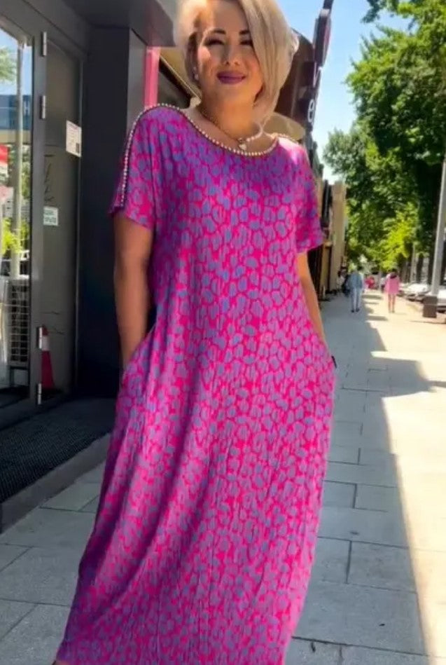 2025 trendy plus-size kjole med fasjonabelt trykk