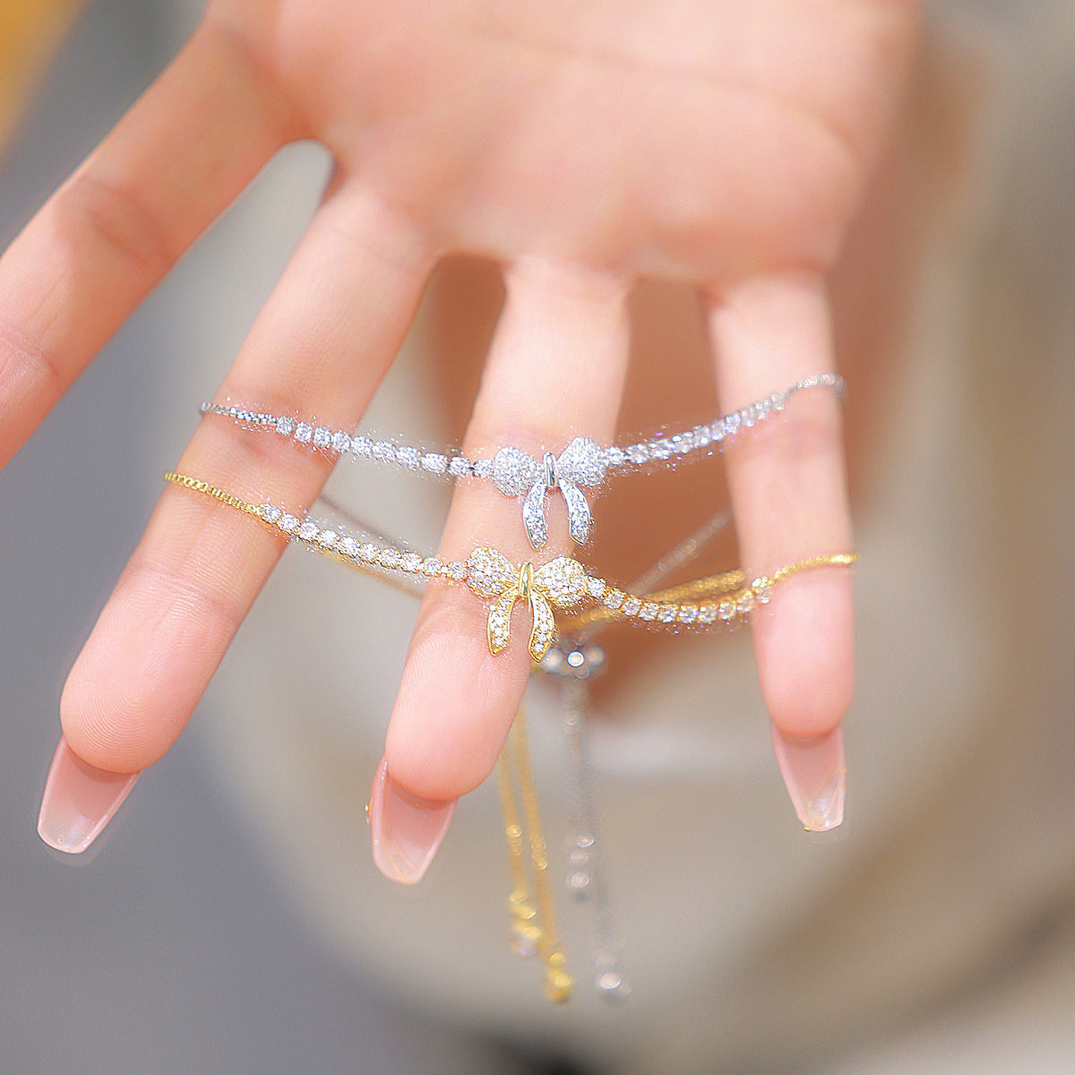 Dame armbåndsur med strass