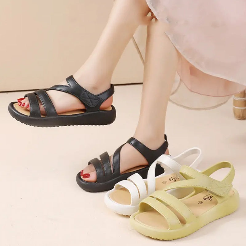 Lette, flate sandaler for kvinner
