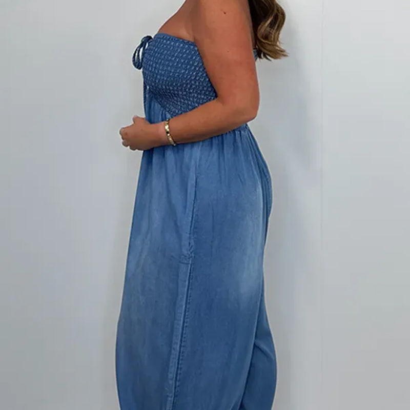 Denim maxi-kjole med halterhals for kvinner