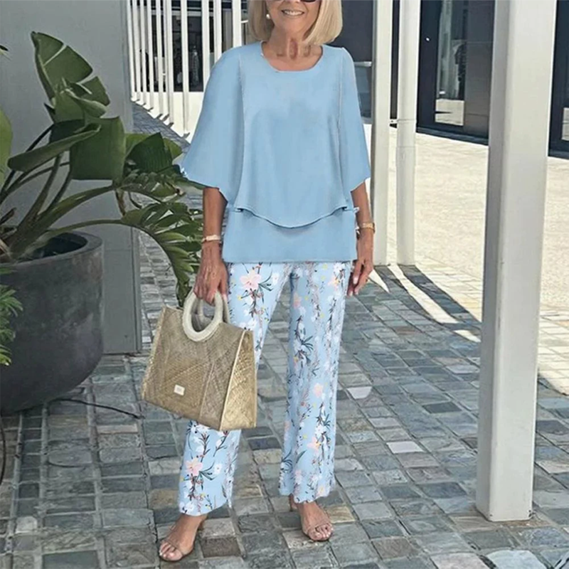 đ„ Sett med bukser med trykk og topp med rund hals