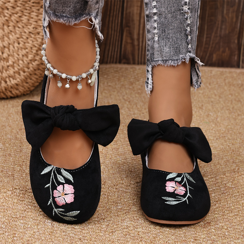 Casual broderte slip-on-ballerinasko for kvinner