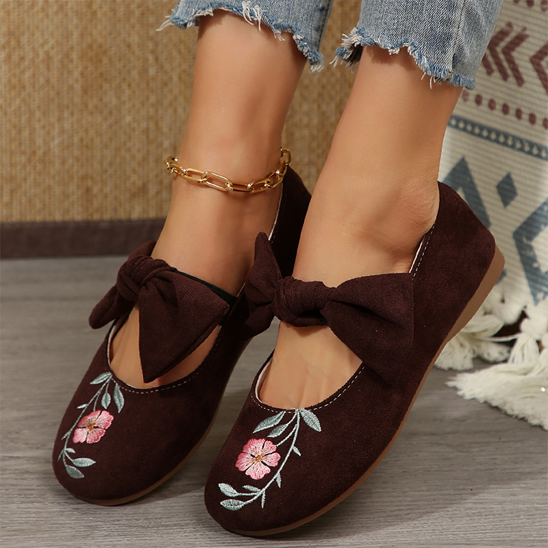 Casual broderte slip-on-ballerinasko for kvinner