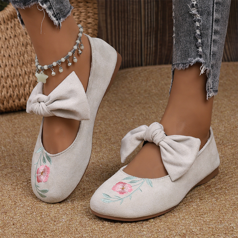 Casual broderte slip-on-ballerinasko for kvinner