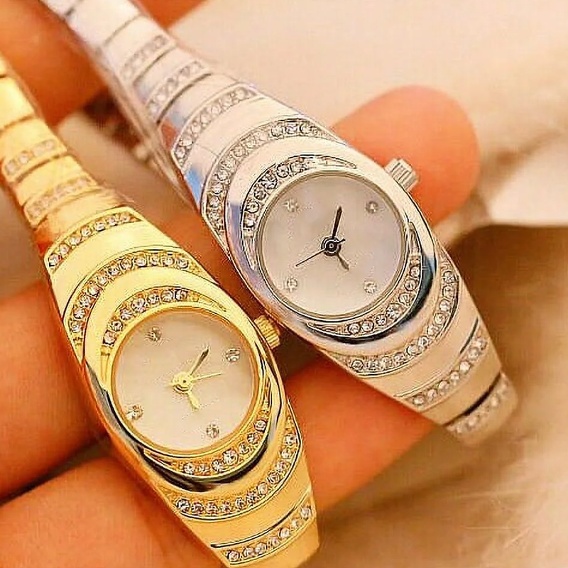 Dame armbåndsur med strass