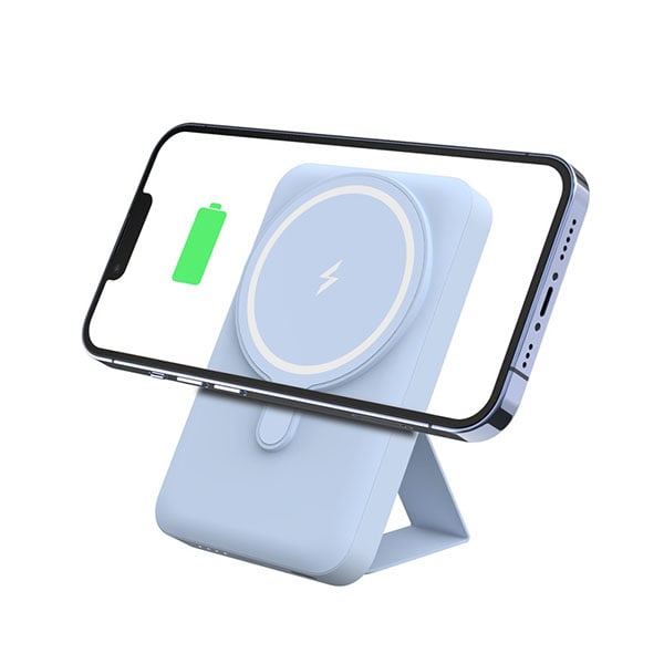 Powerbank med magnetisk sugekraft og sammenleggbart stativ
