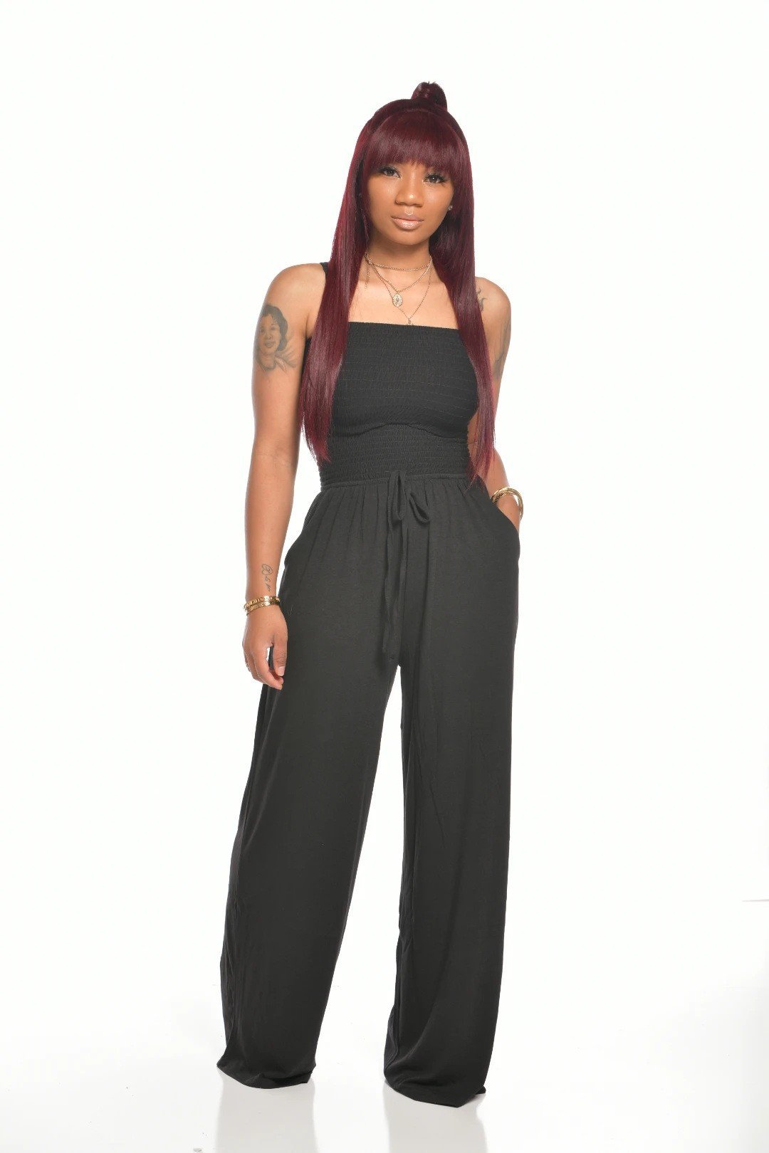 đ„2023 Varmt salg 49% avslag-Off Shoulder Solid Color Smocked Jumpsuit