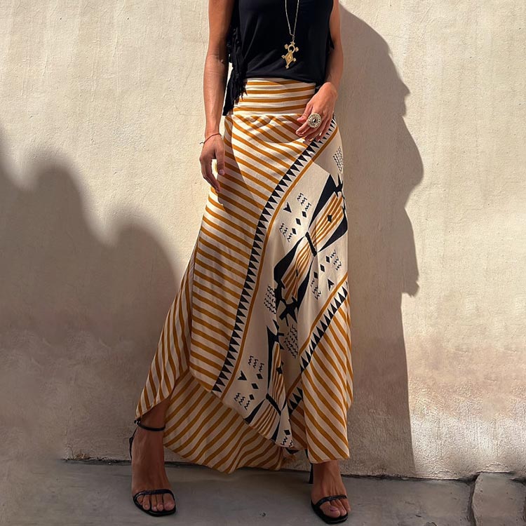 Women’s Satin Geometric Print Elastic-waist Maxi Skirt