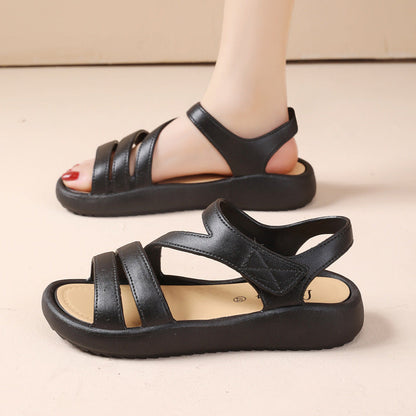 Lette, flate sandaler for kvinner